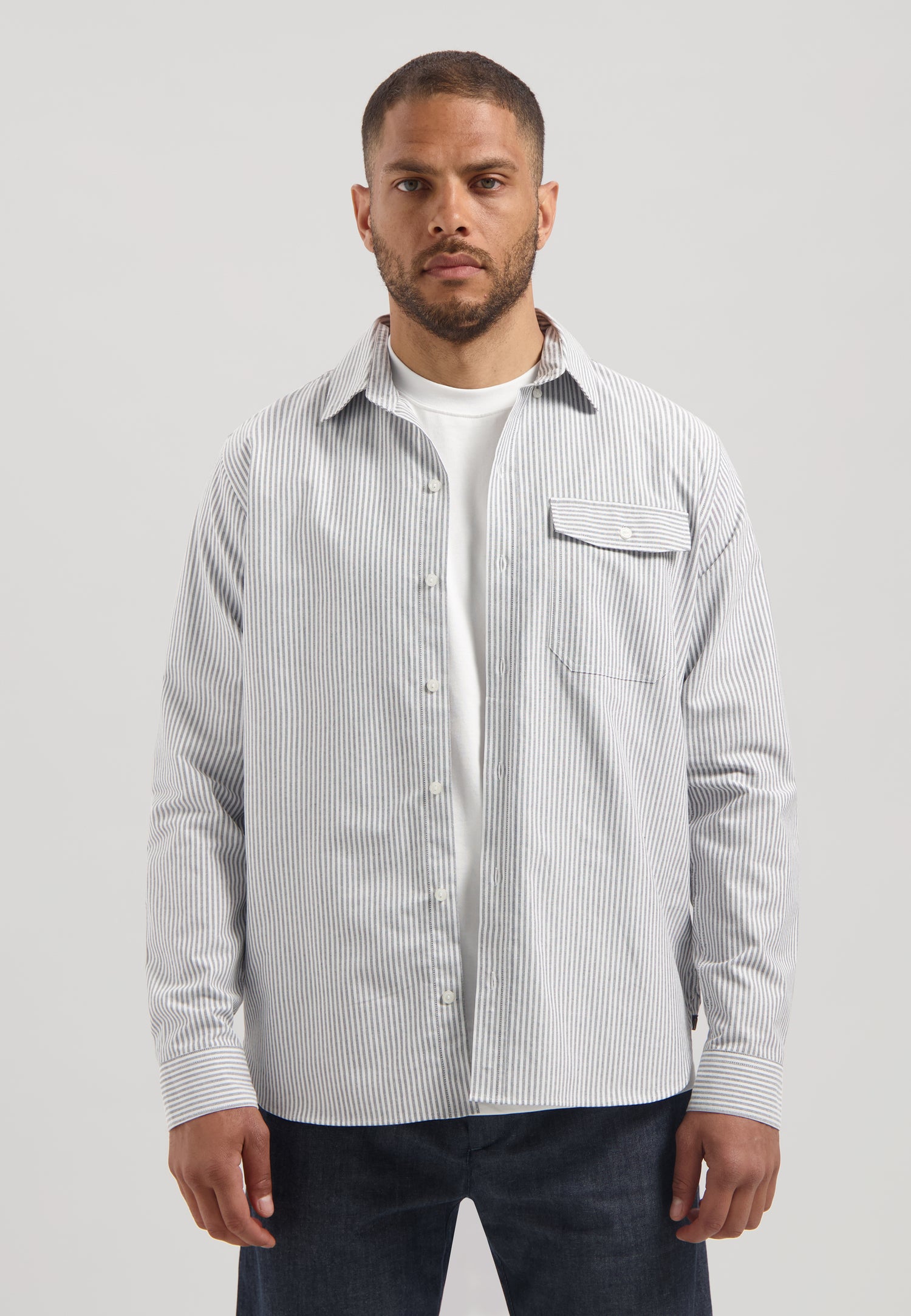Grey / White