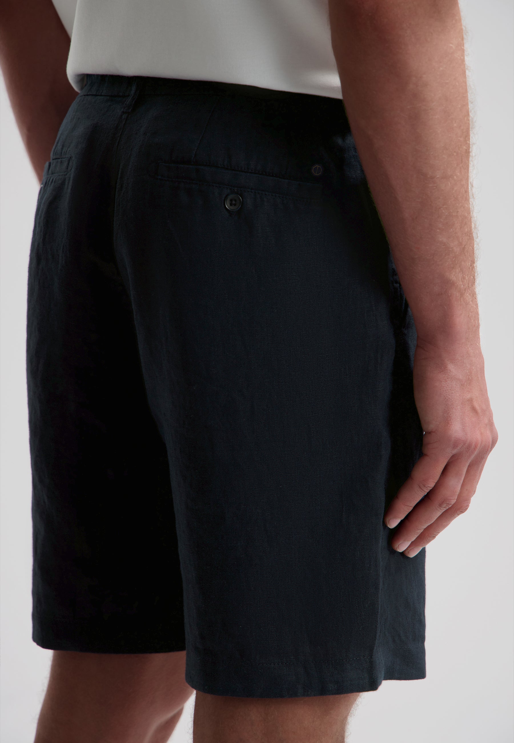 Dk. Navy