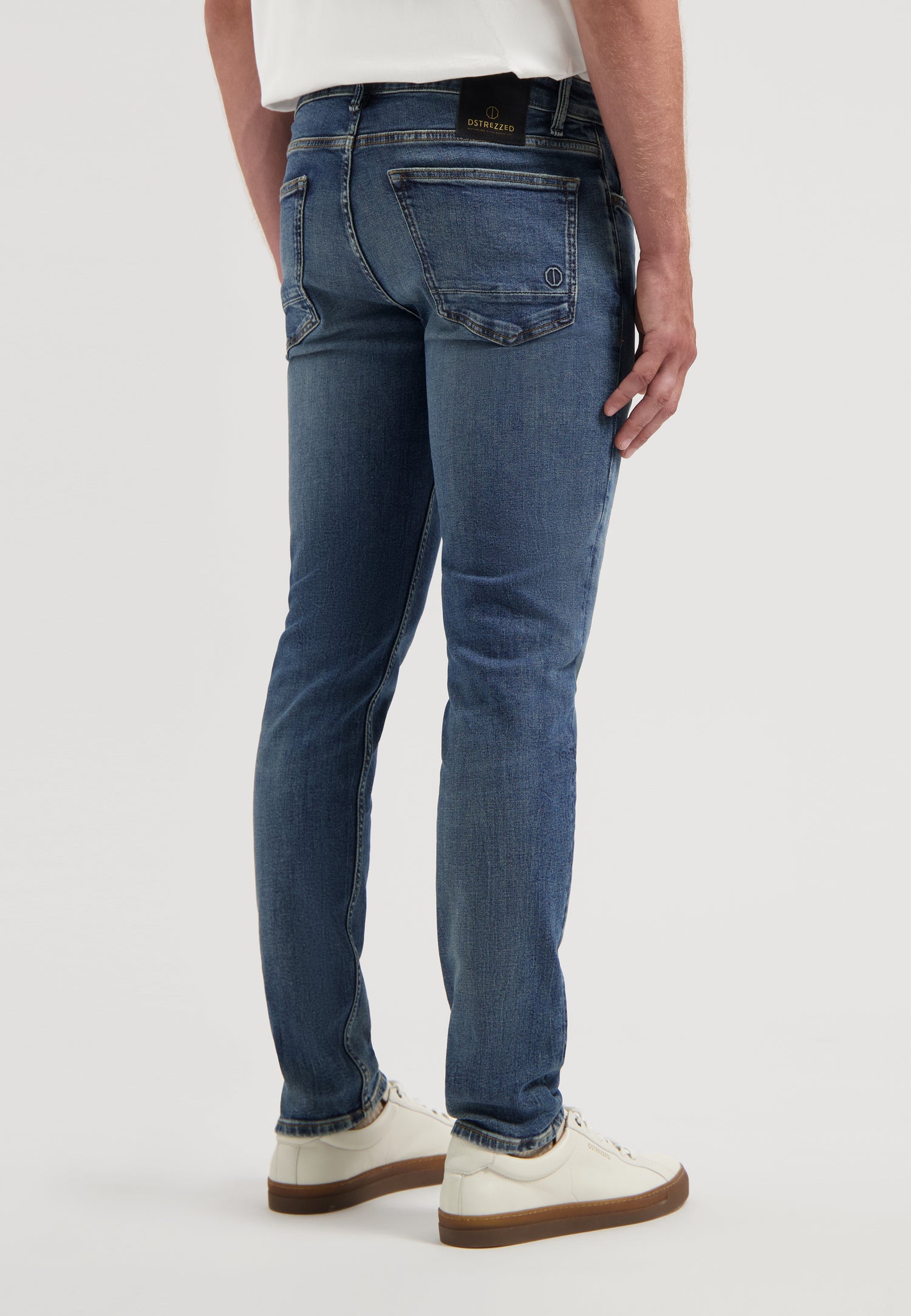 Nouveau Classic Blue