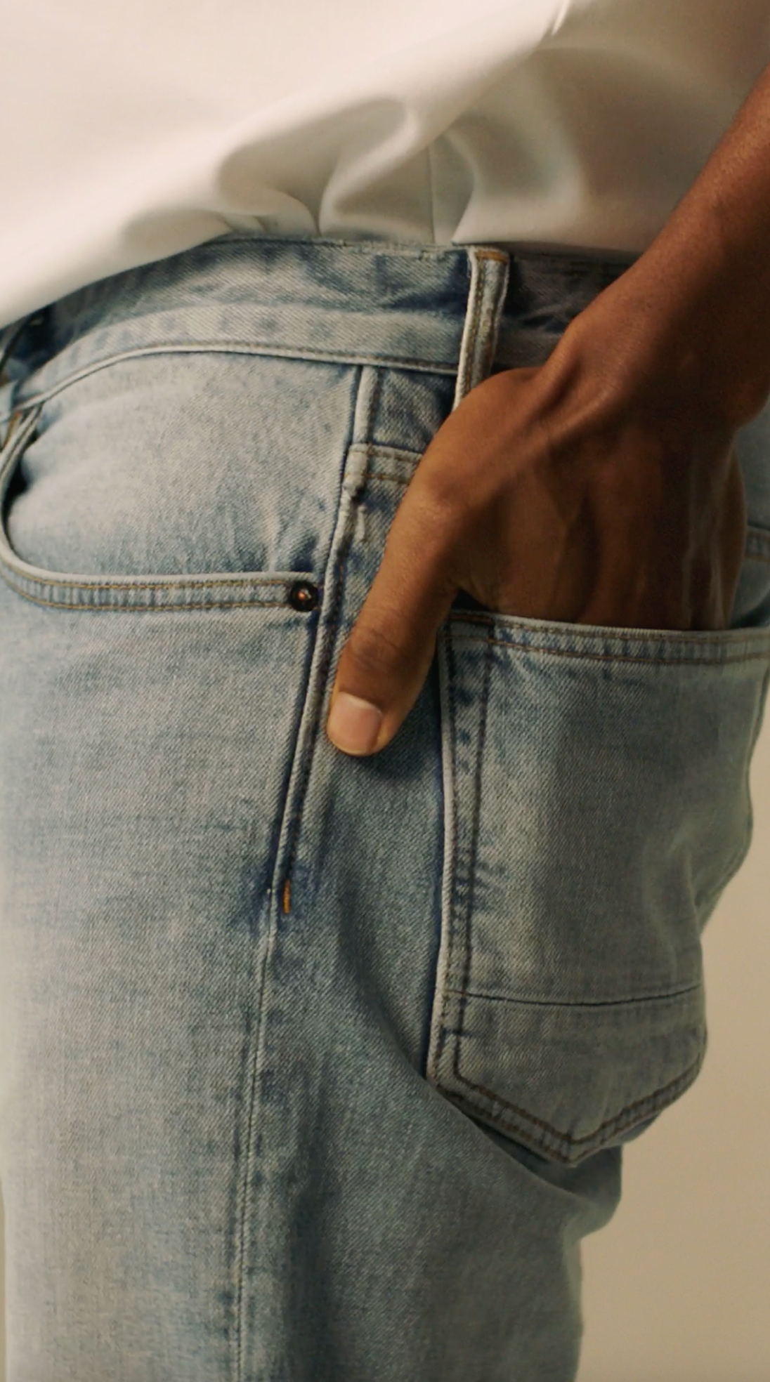 Dstrezzed jeans 2025